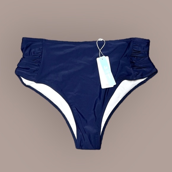 🌻NEW w/tags Cupshe Two-Piece Swimwear Bikini Set Size 0X - Picture 4 of 11